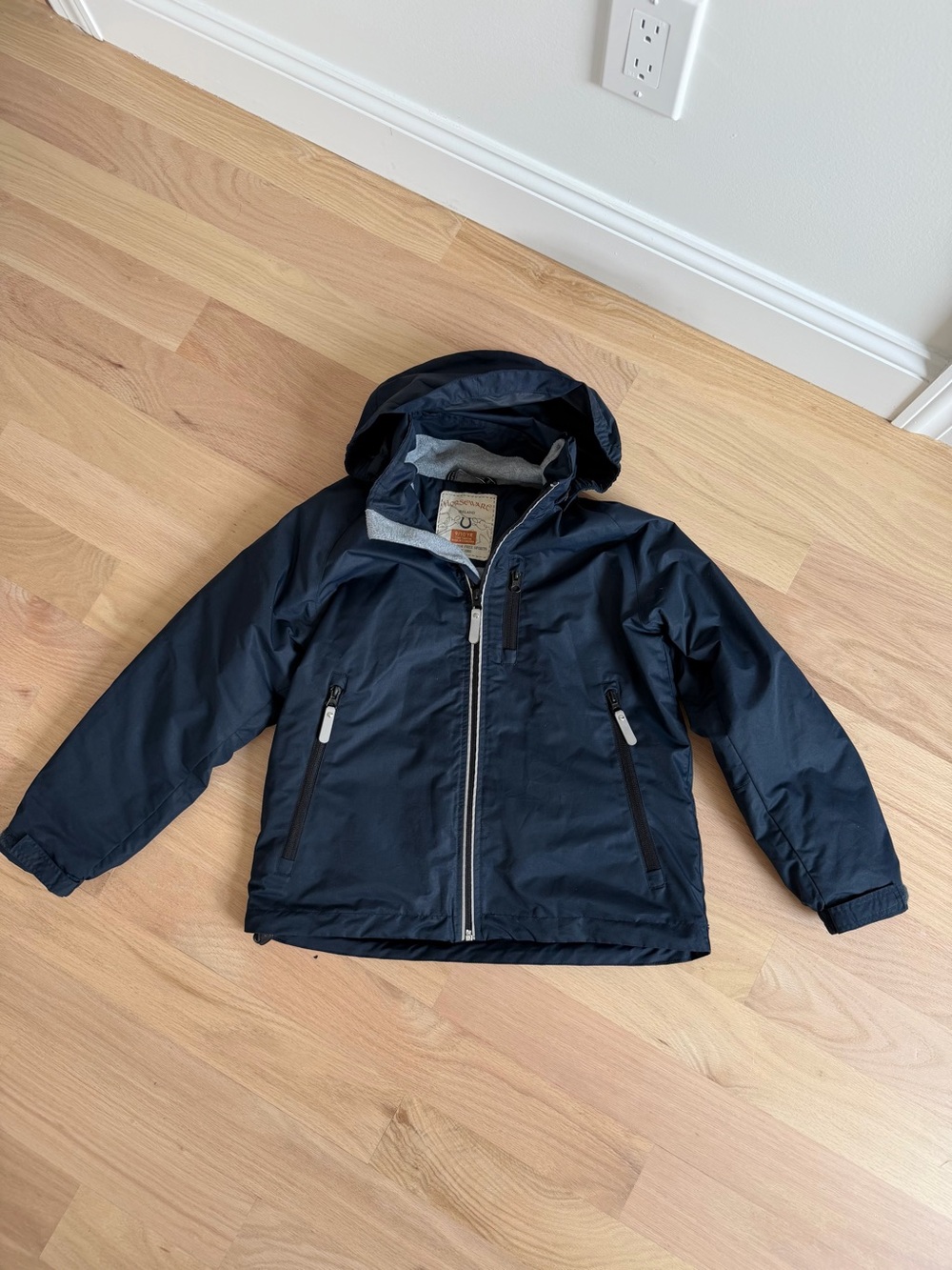 Size 9/10 Horseware Ireland Kids' Corrib Jacket in Navy Blue with hidden hood